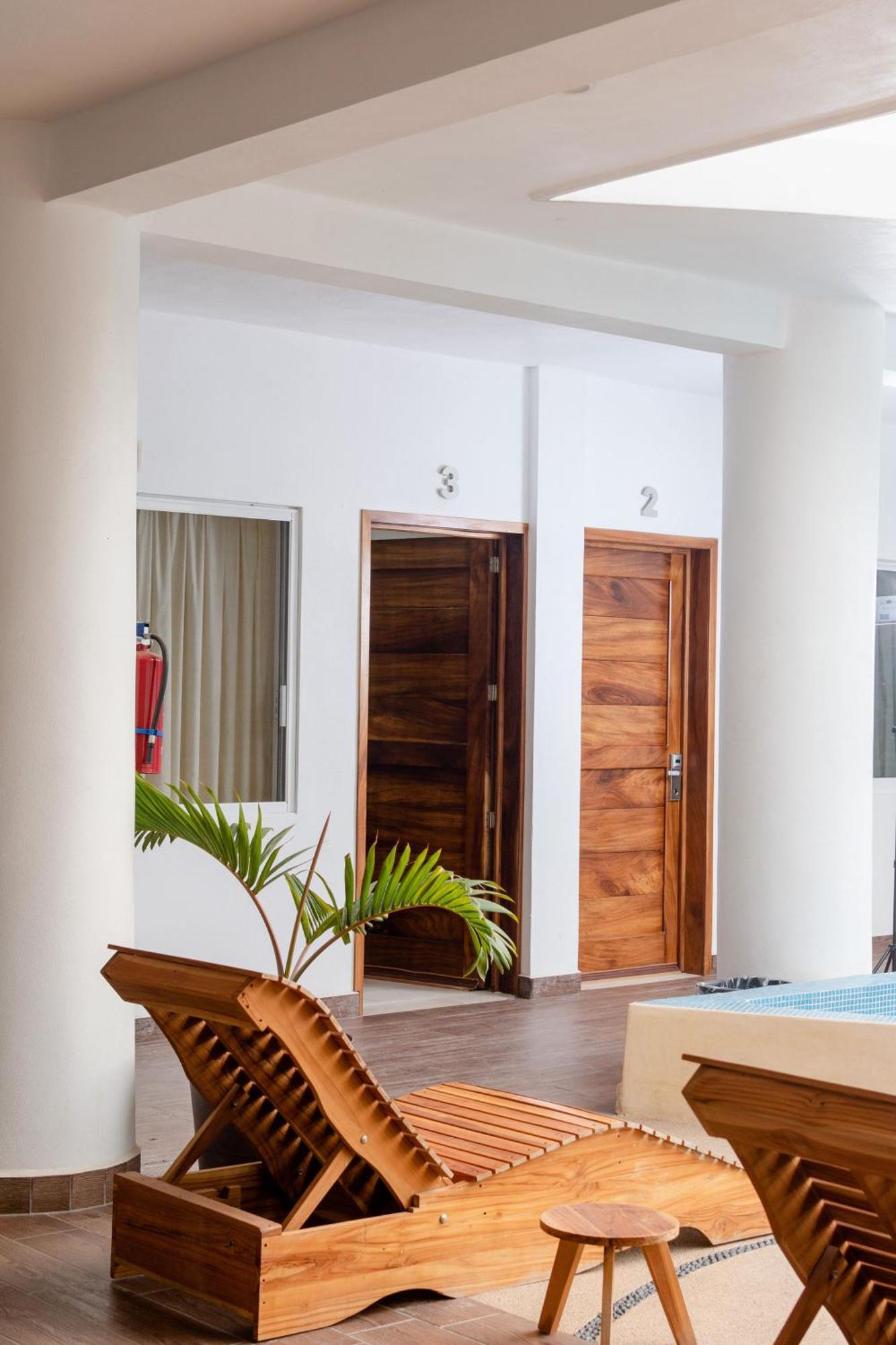 Hubun Hotel Boutique Лос Аяла Екстериор снимка